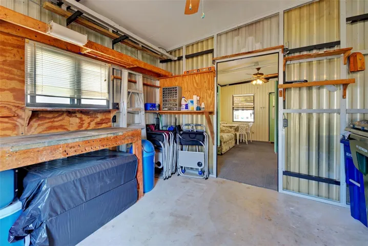 NEAT AND CLEAN WITH BUILT IN WORKBENCH