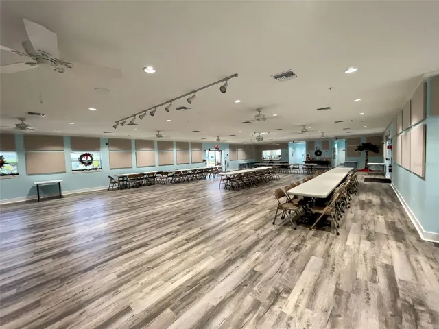 ACTIVITY CENTER
