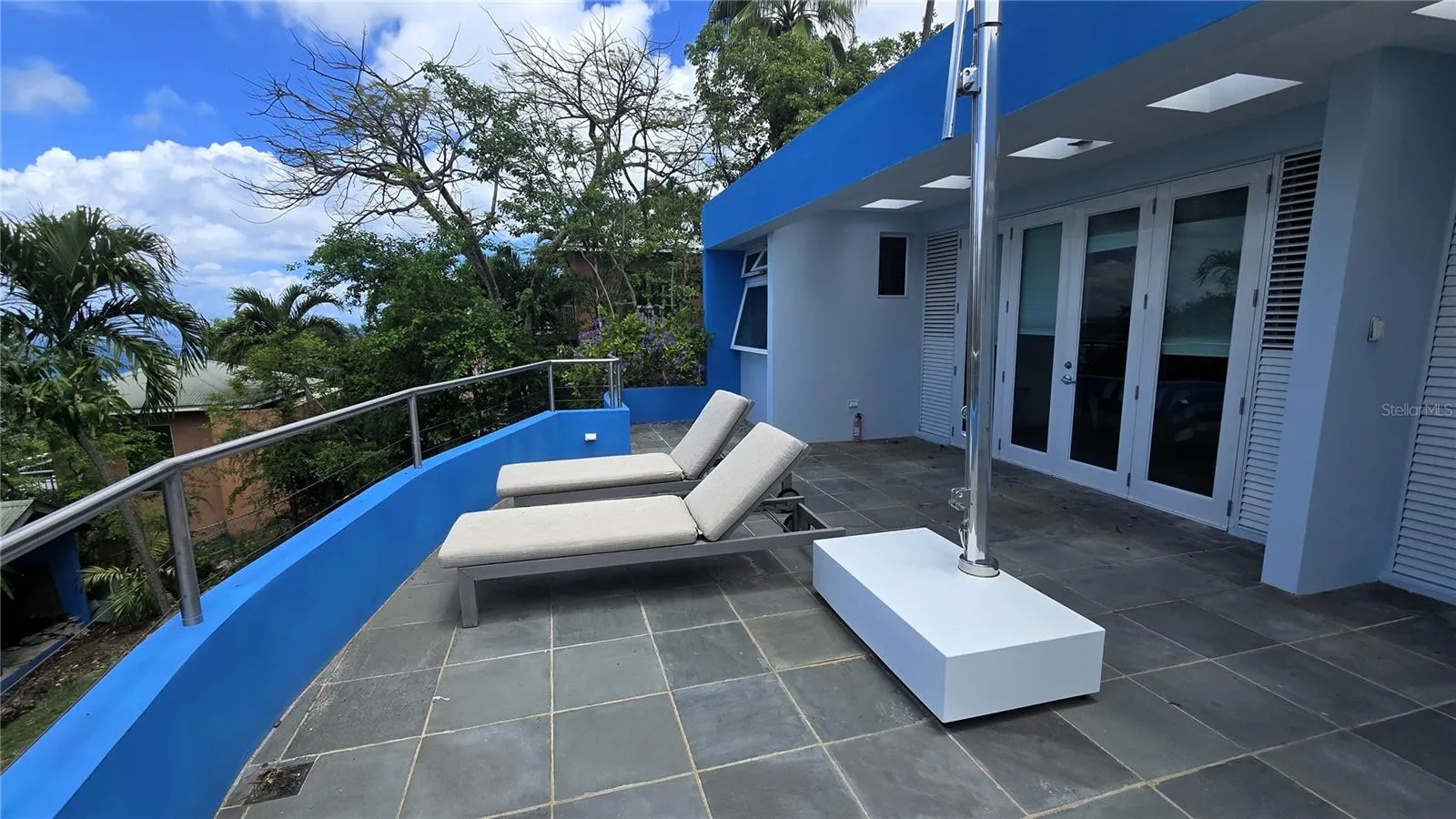 Bedrooms 3 and 4 Deck Bedrooms 3 and 4 Deck
