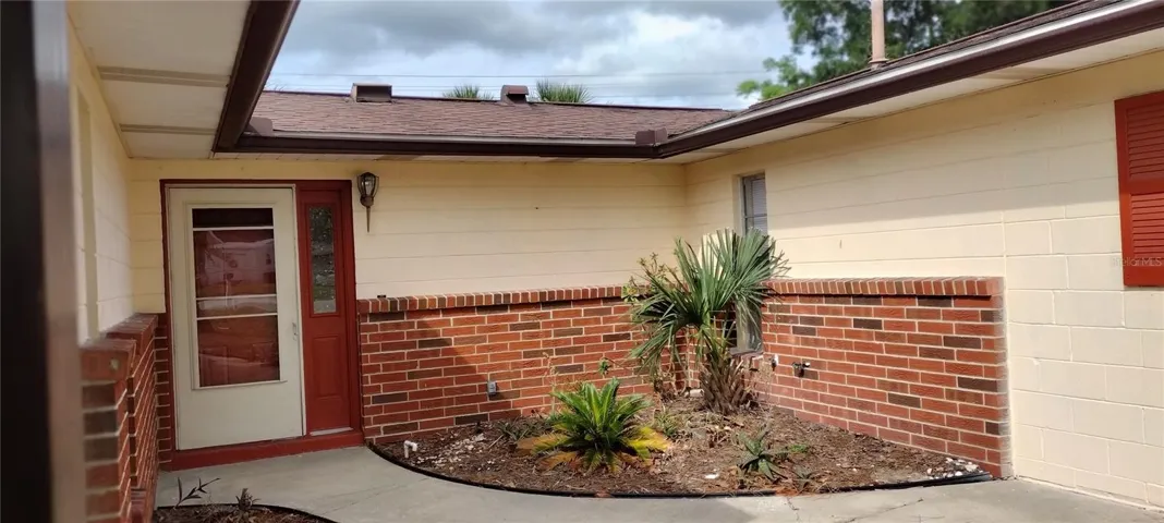 FRONT ENTRY