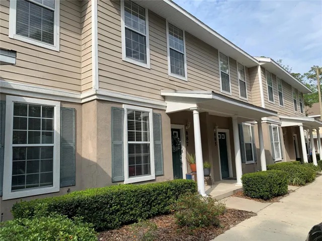 Garland condo 887