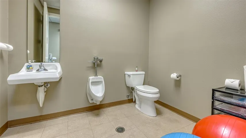 1170