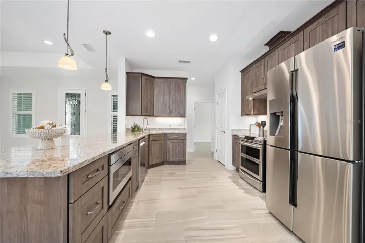 Great countertop space