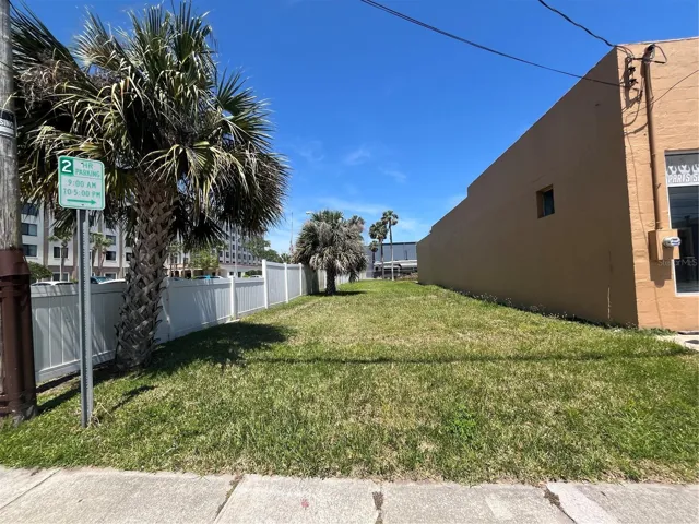 25 Feet of road frontage