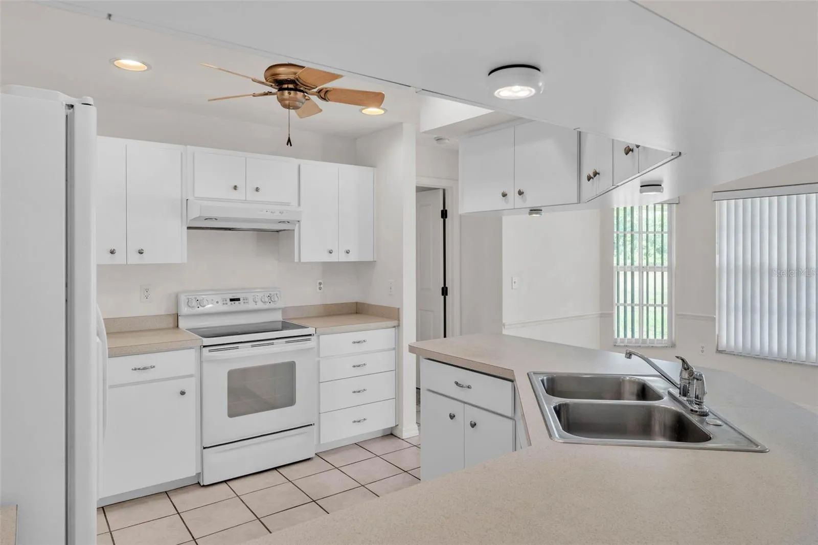 8904 Carrolwood Dr, Lakeland, Florida 33810 — photo 32