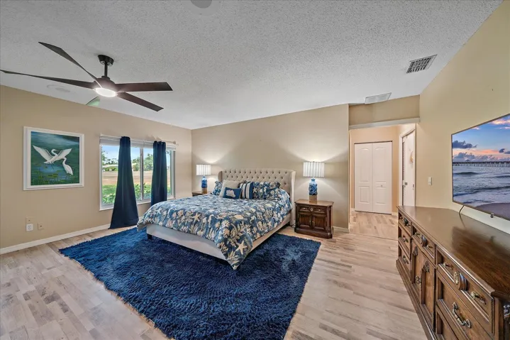 Primar Bedroom