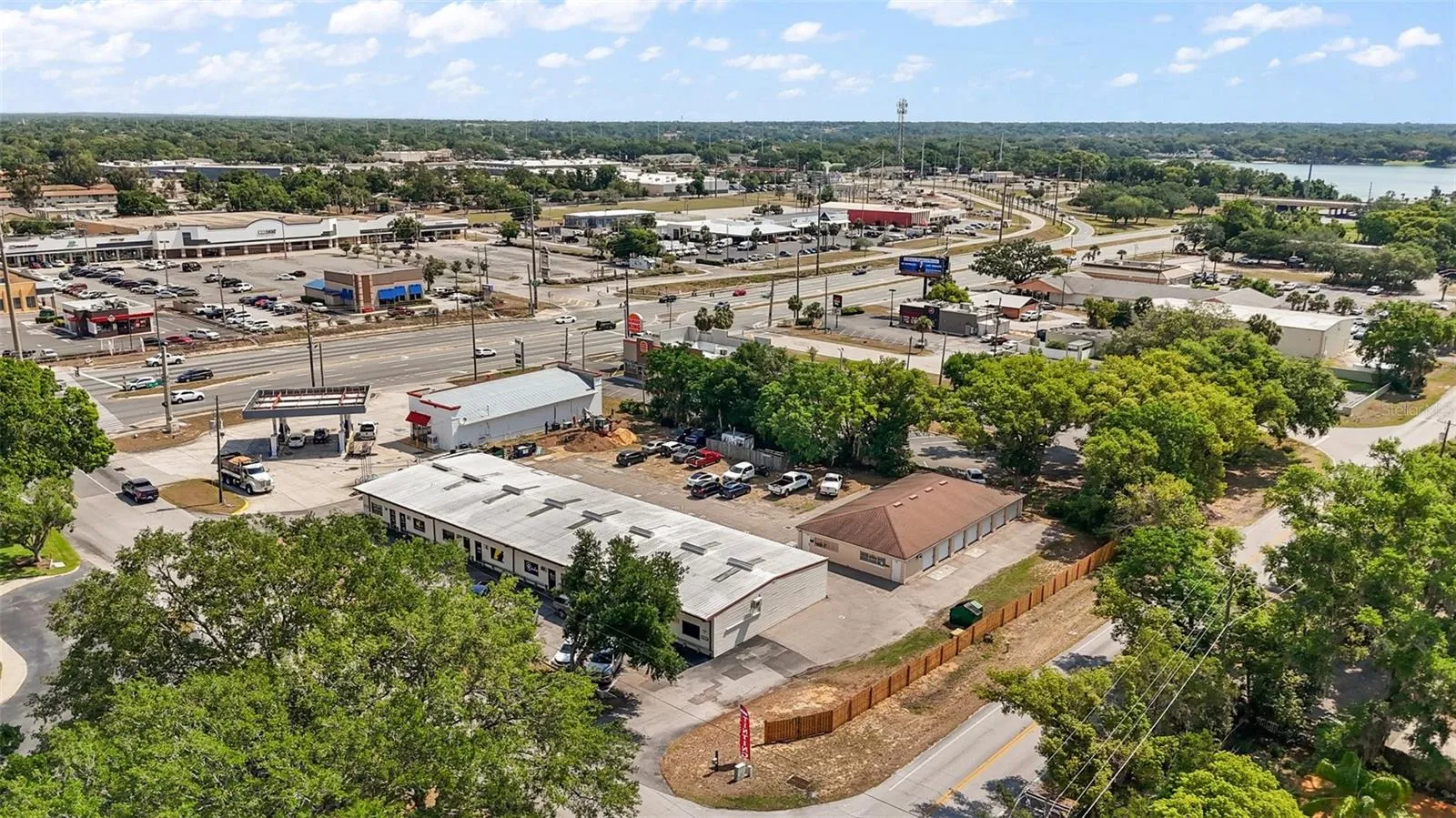 Kurt Street Plaza
