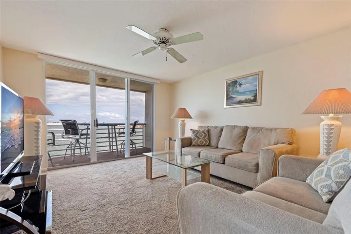 Seamless flow from living area to open water balcony