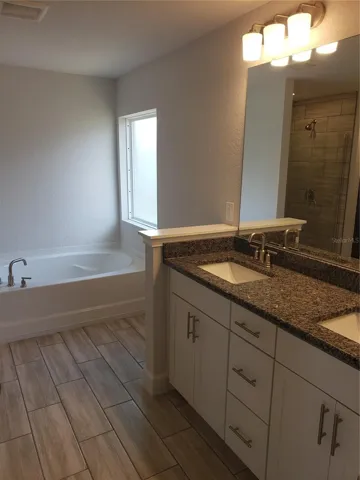 Owners Bath