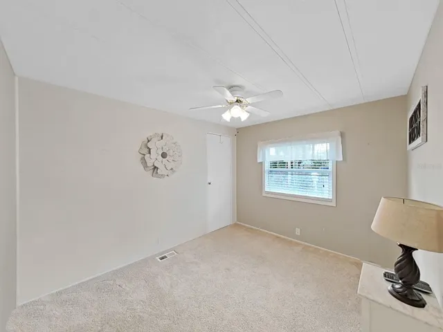 Guest bedroom