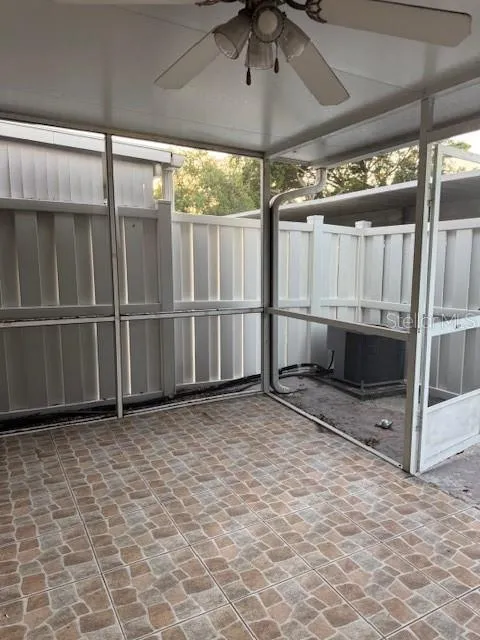 CLOSE TERRACE