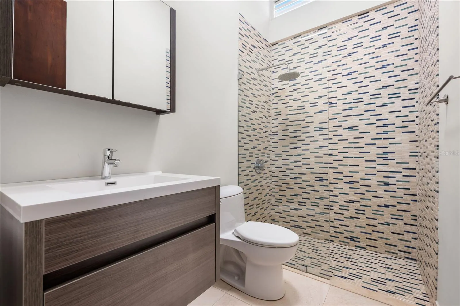 Bathroom Second Level Bathroom Second Level