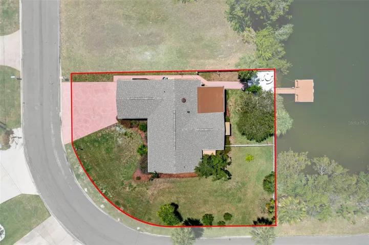 waterfron corner lot with directy Gulg access and approx 80 feet of canal frontage