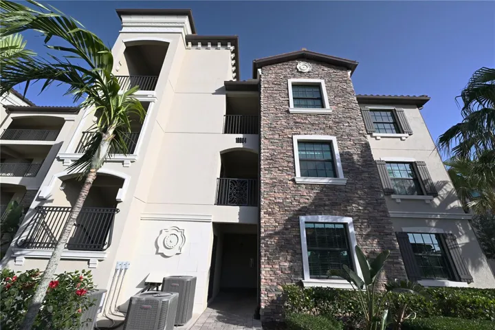 EXTERIOR1