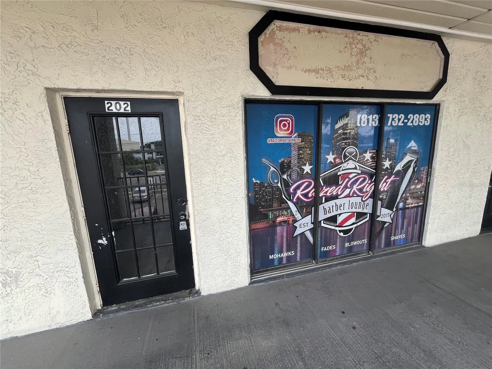 Suite 202 - 950 SF