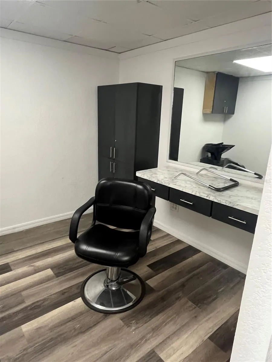 Suite 105/106 - 1680 SF