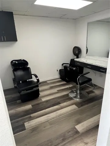 Suite 105/106 - 1680 SF