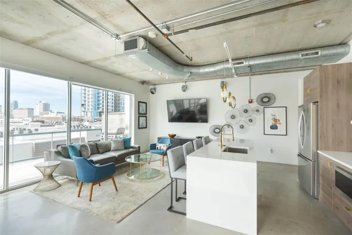 6th Floor Community Kitchen