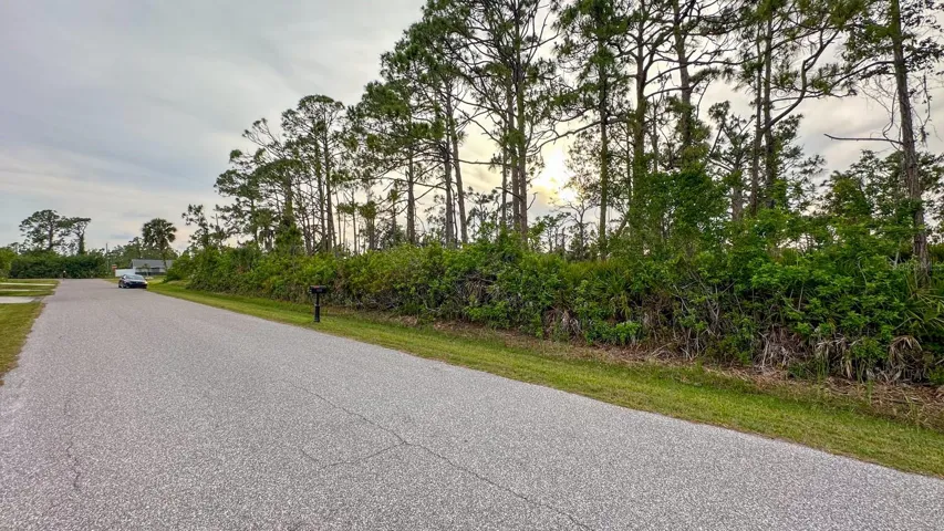 5263 ELLSWORTH TER PORT CHARLOTTE, FL 33981