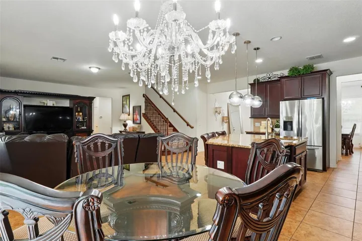 Kitchen / Breakfast Nook