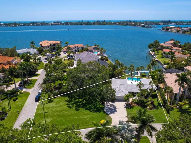 Expansive lot with direct Bay Views and Access