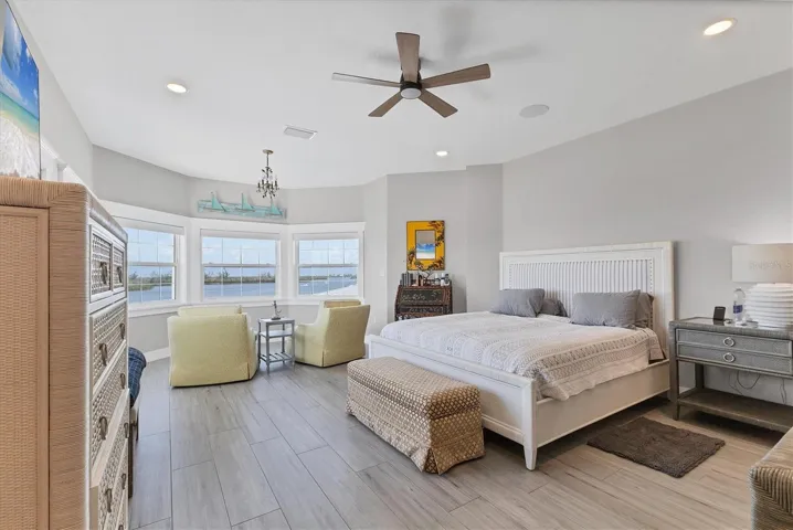 Primary suite