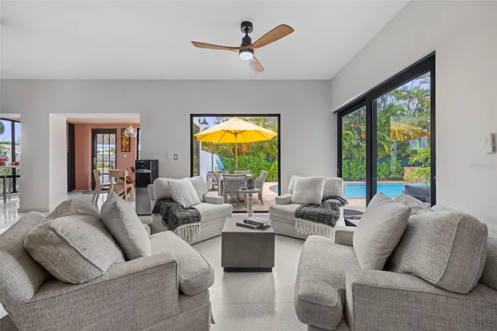Great Natural Light in Living room