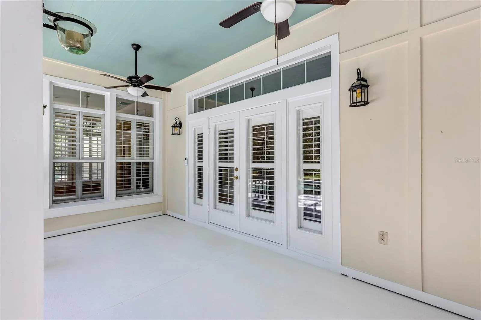 914 Elysium Blvd, Mount Dora, Florida 32757, 4 Bedrooms Bedrooms, ,5 BathroomsBathrooms,Residential,For Sale,ELYSIUM,O6313174
