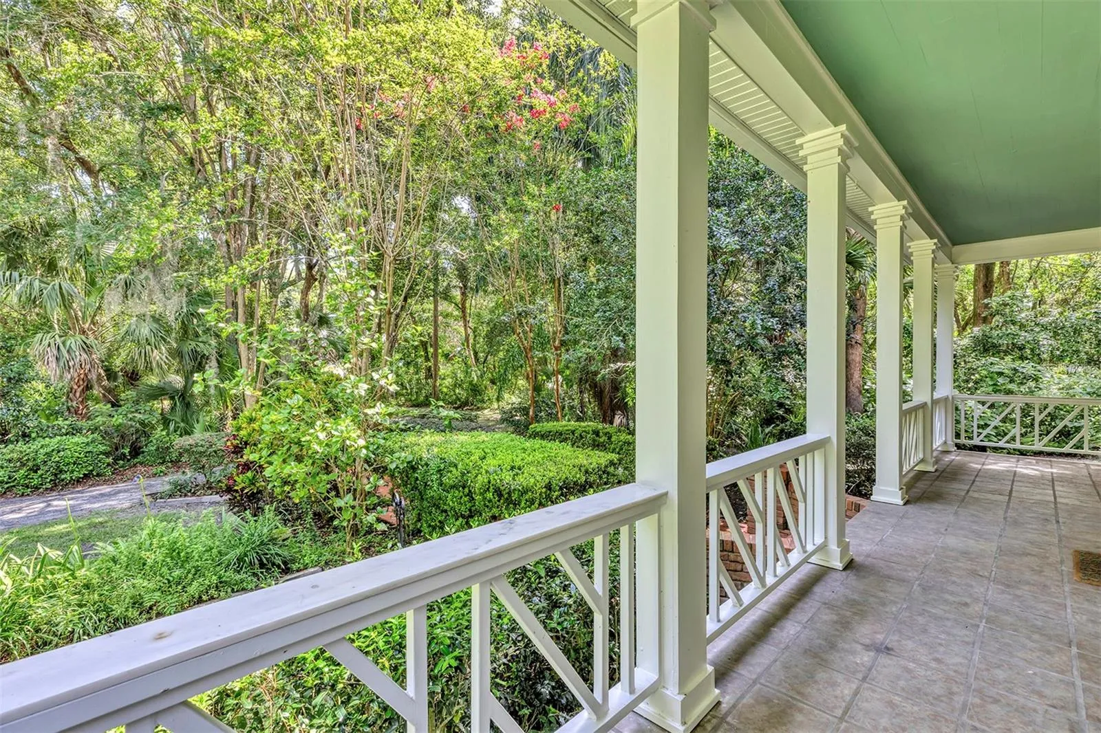 914 Elysium Blvd, Mount Dora, Florida 32757, 4 Bedrooms Bedrooms, ,5 BathroomsBathrooms,Residential,For Sale,ELYSIUM,O6313174