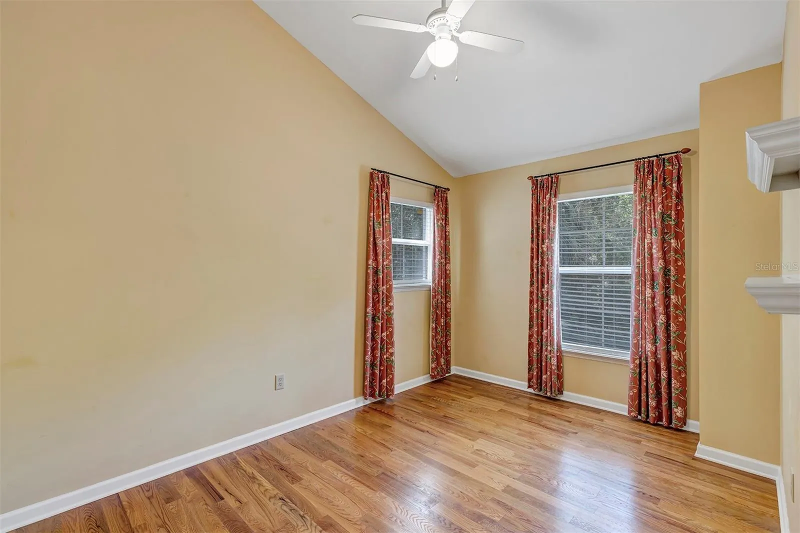 914 Elysium Blvd, Mount Dora, Florida 32757, 4 Bedrooms Bedrooms, ,5 BathroomsBathrooms,Residential,For Sale,ELYSIUM,O6313174