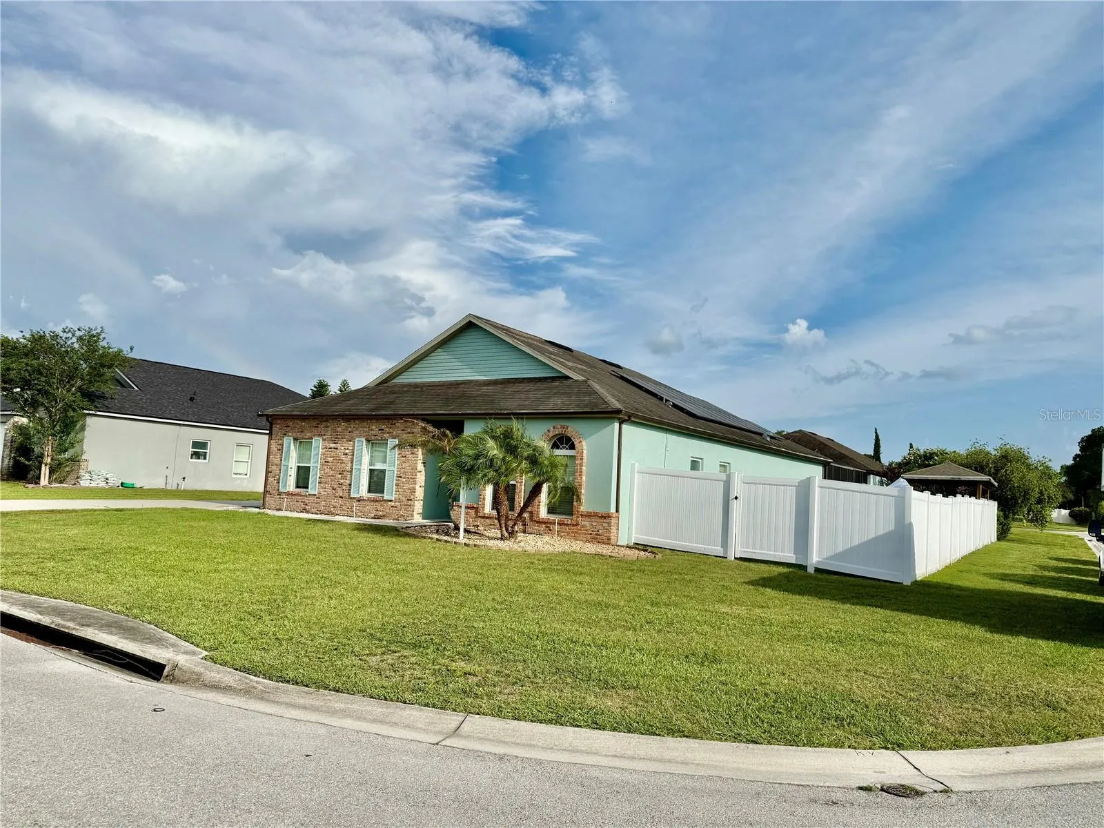 1201 Lavender Jewel Ct, Plant City, Florida 33563 — photo 2
