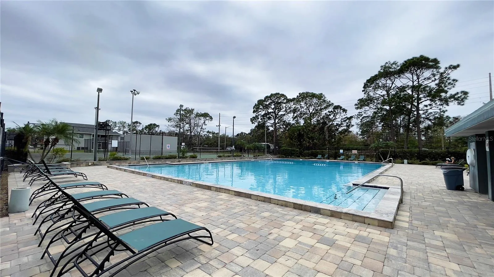 Pine Shadows Community grounds and shared amenities