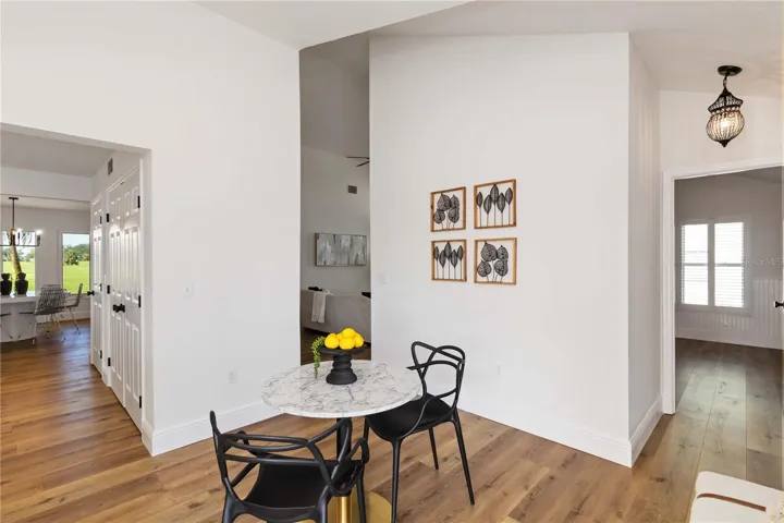 Breakfast nook