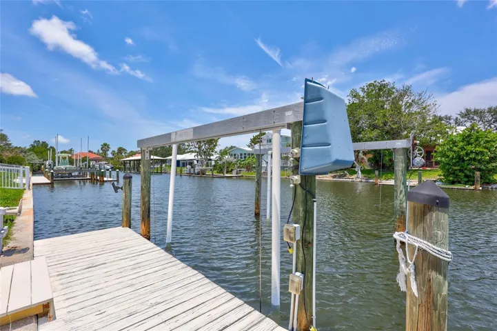 Dock