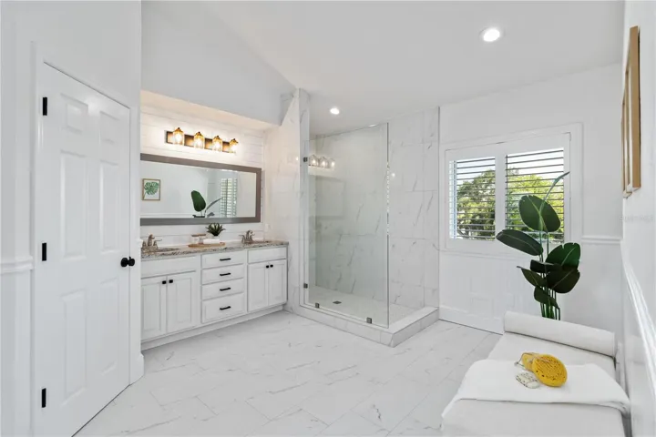 Primary ensuite bath