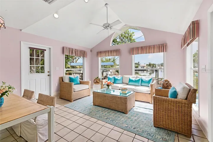 Virtually Staged Sunroom