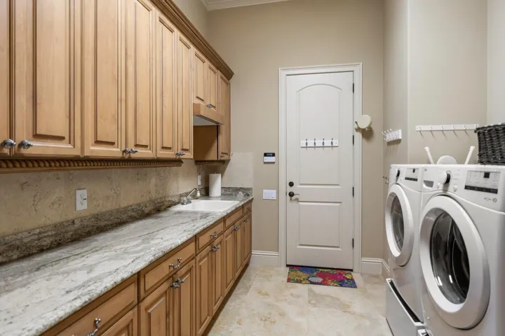Laundry Room to connecting garage