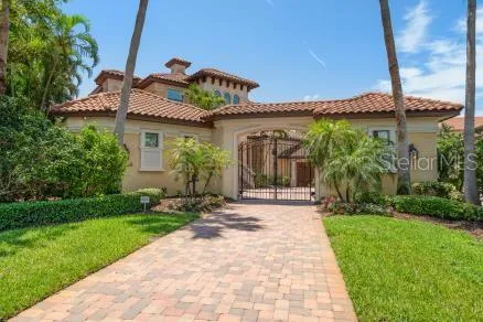 Welcome to 841 Ponce De Leon Drive in Tierra Verde