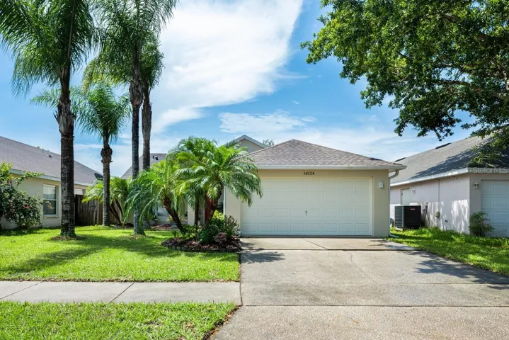 Welcome to Colonial Woods – a conveniently located East Orlando community with easy access to everything you need and a home that checks all the right boxes!