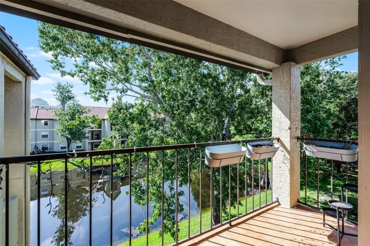 Waterview from Entry & Lanai