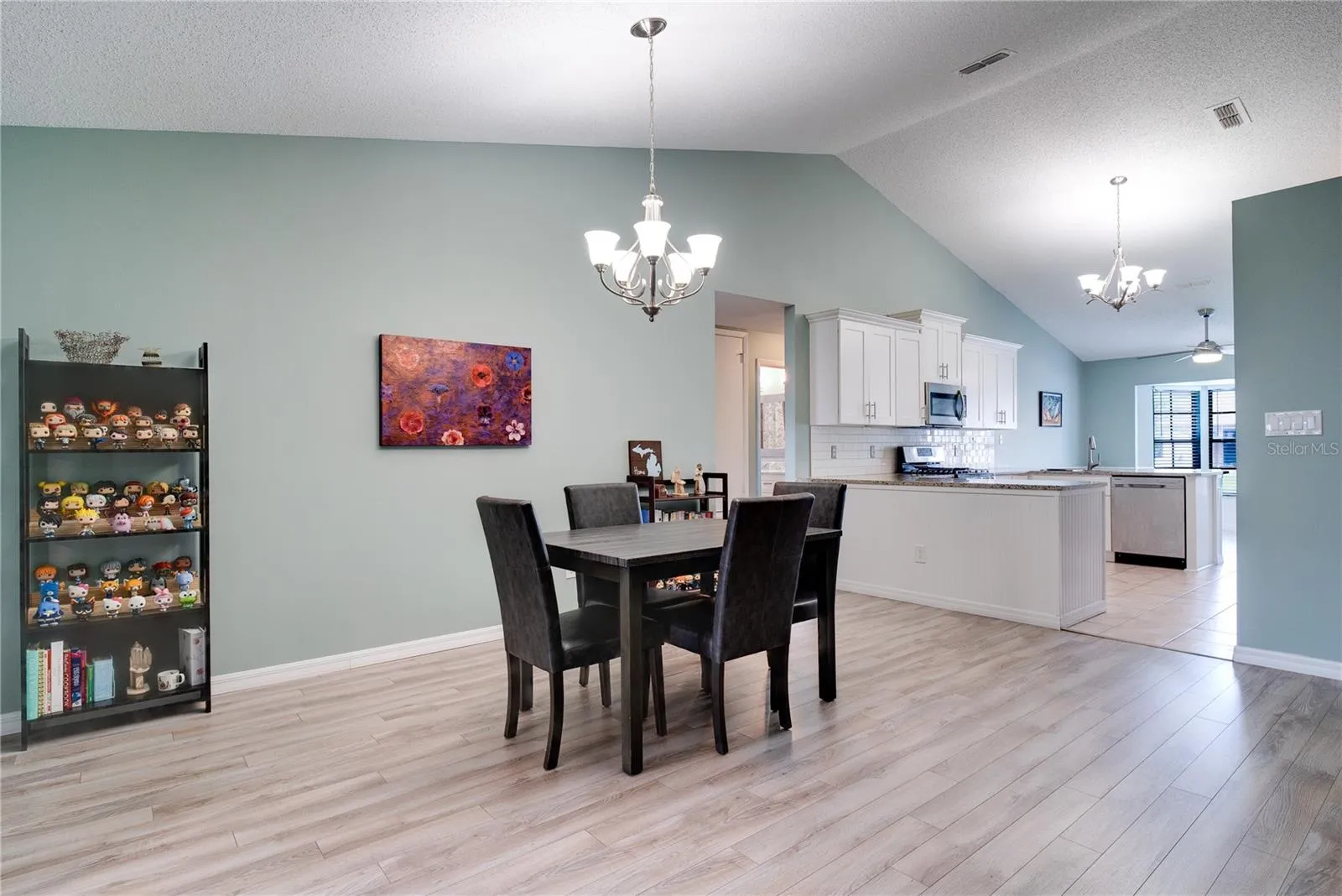 5517 W Sacramento Ct, Orlando, Florida 32821, 3 Bedrooms Bedrooms, ,3 BathroomsBathrooms,Residential,For Sale,SACRAMENTO,O6315393