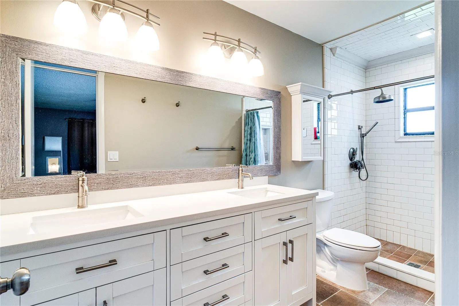 5517 W Sacramento Ct, Orlando, Florida 32821, 3 Bedrooms Bedrooms, ,3 BathroomsBathrooms,Residential,For Sale,SACRAMENTO,O6315393