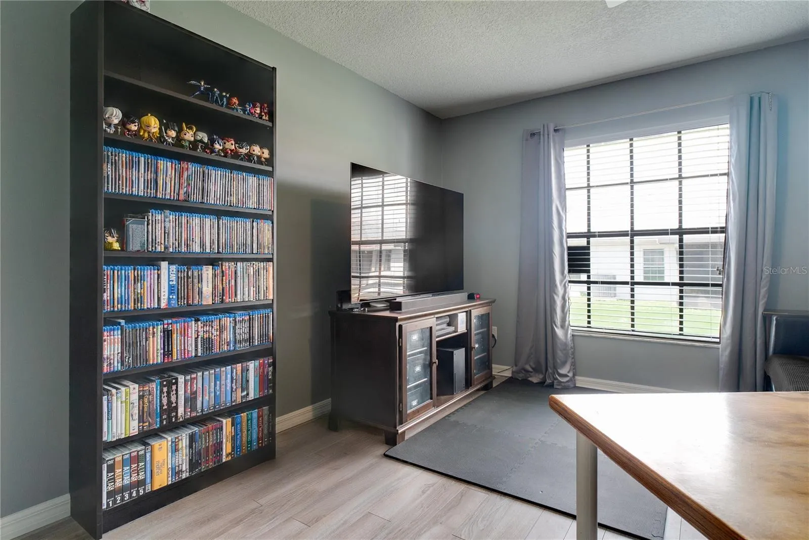 5517 W Sacramento Ct, Orlando, Florida 32821, 3 Bedrooms Bedrooms, ,3 BathroomsBathrooms,Residential,For Sale,SACRAMENTO,O6315393