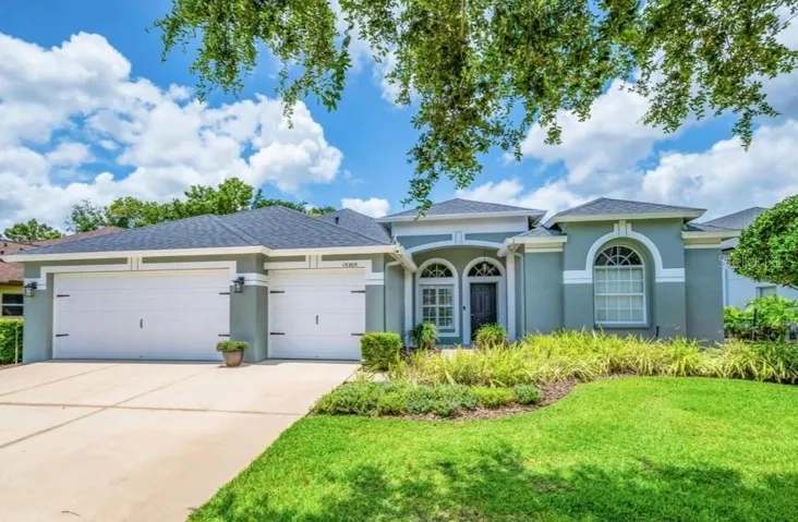 POOL HOME ON CONSERVATION LOT!