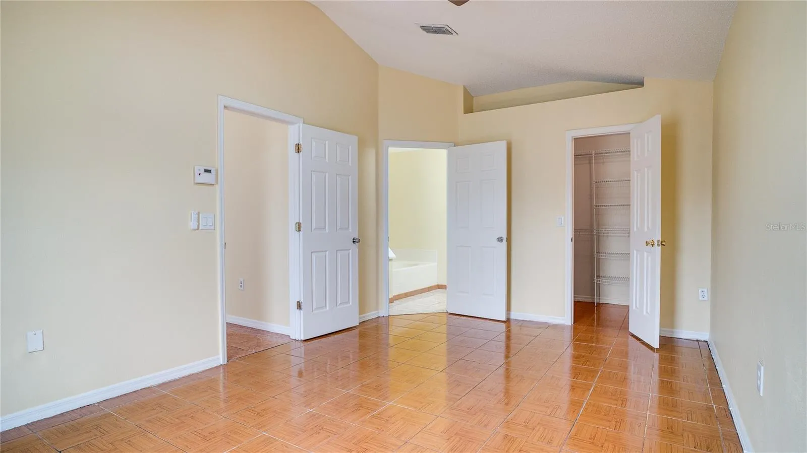 611 Jura Ln, Kissimmee, Florida 34759, 3 Bedrooms Bedrooms, ,2 BathroomsBathrooms,Residential,For Sale,JURA,O6315810