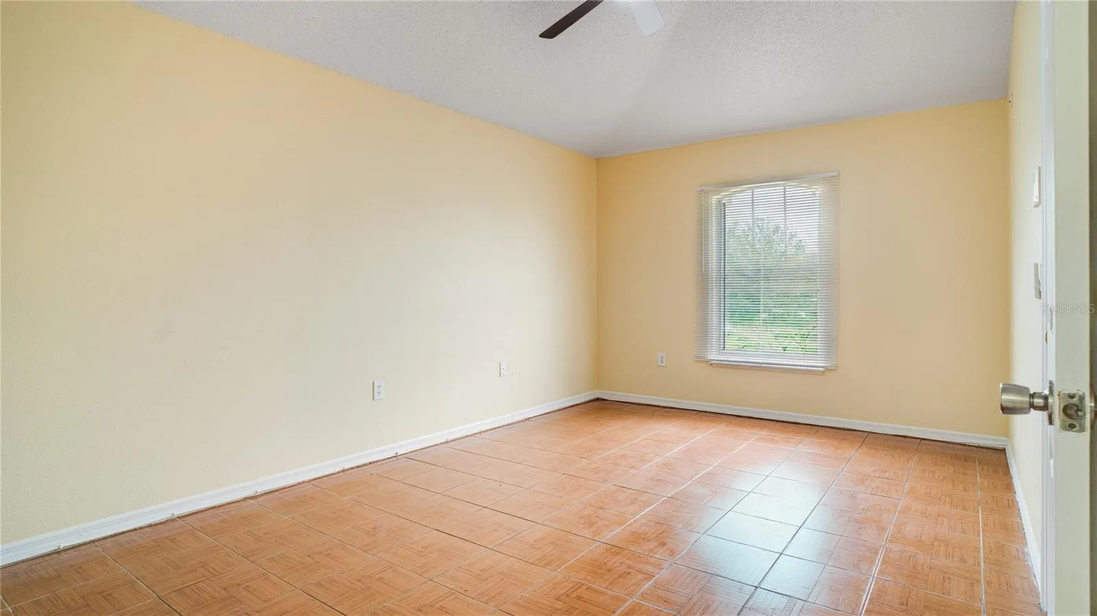 611 Jura Ln, Kissimmee, Florida 34759, 3 Bedrooms Bedrooms, ,2 BathroomsBathrooms,Residential,For Sale,JURA,O6315810