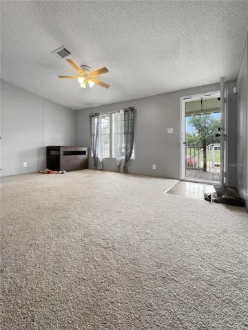 Entryway/Family Room