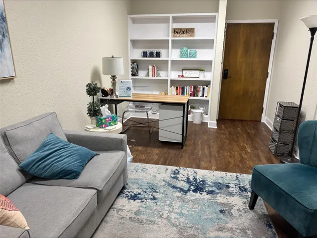 Suite 1B