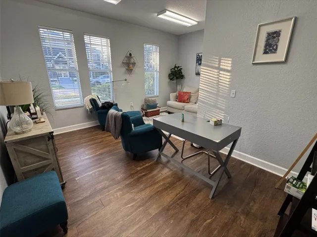 Suite 1B