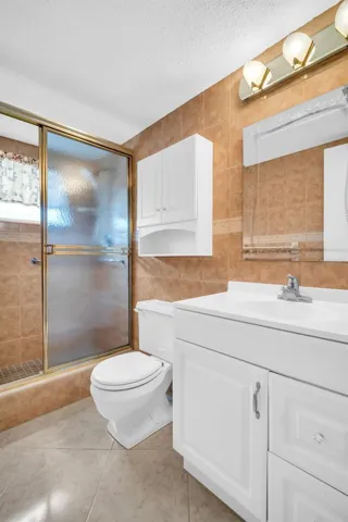 Primary Ensuite
